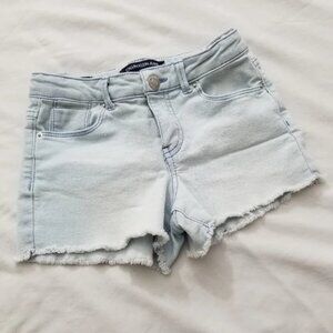Calvin Klein Little girl light denim shorts size 6x (E7)
